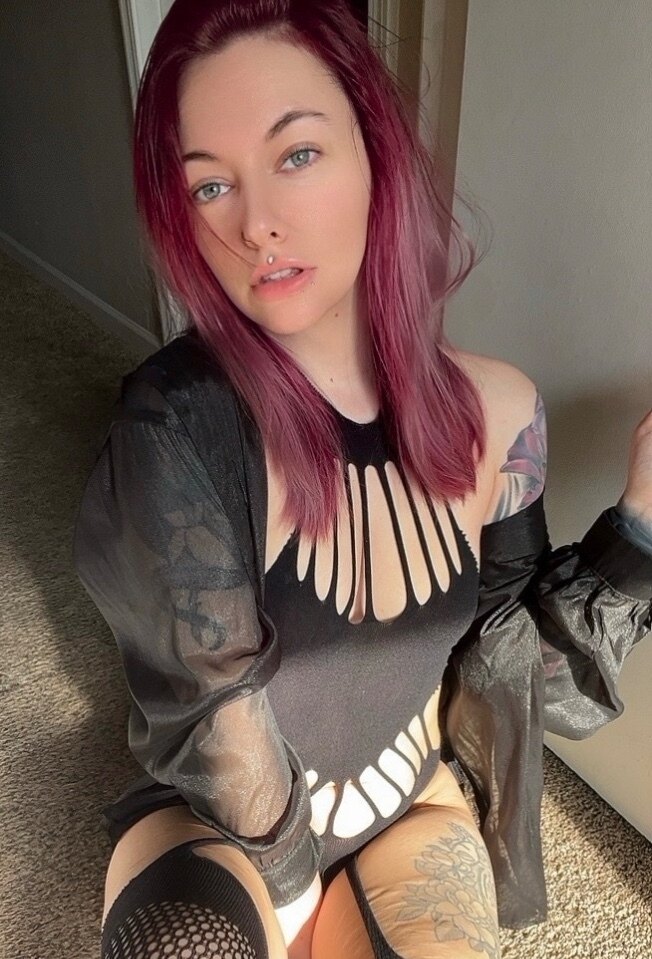 RenElex Messy Bby - Onlyfans Creator