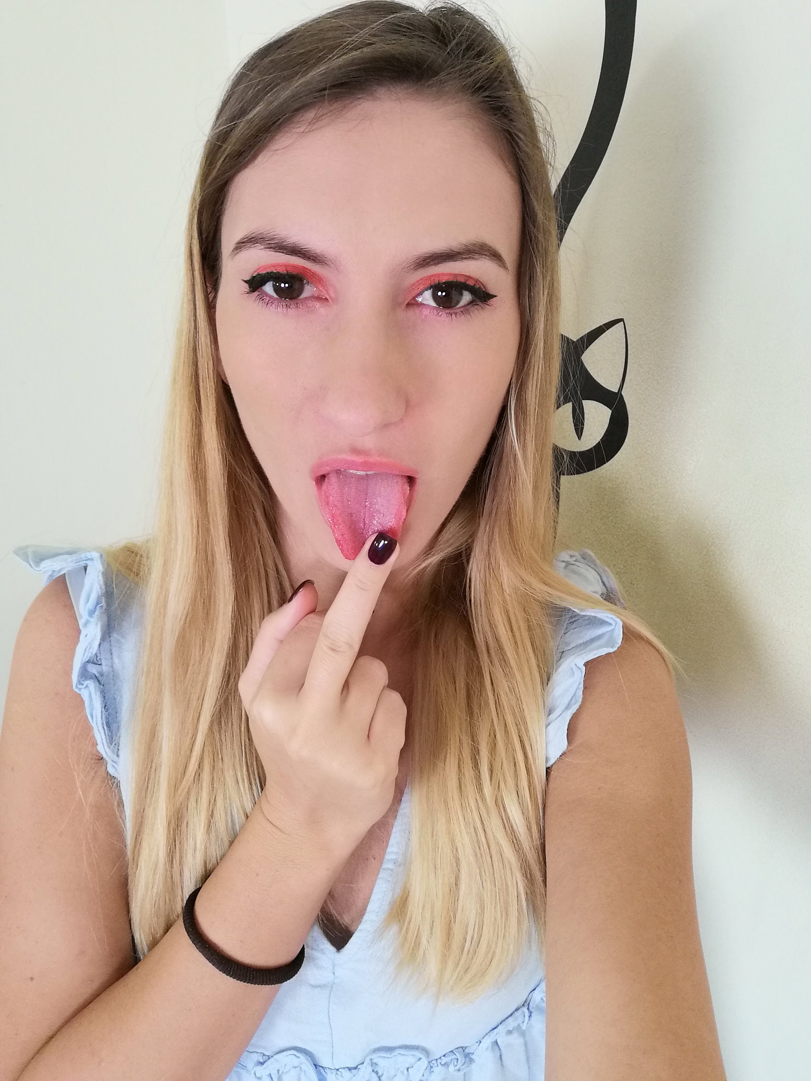 RoxaneQuinn - Onlyfans Creator