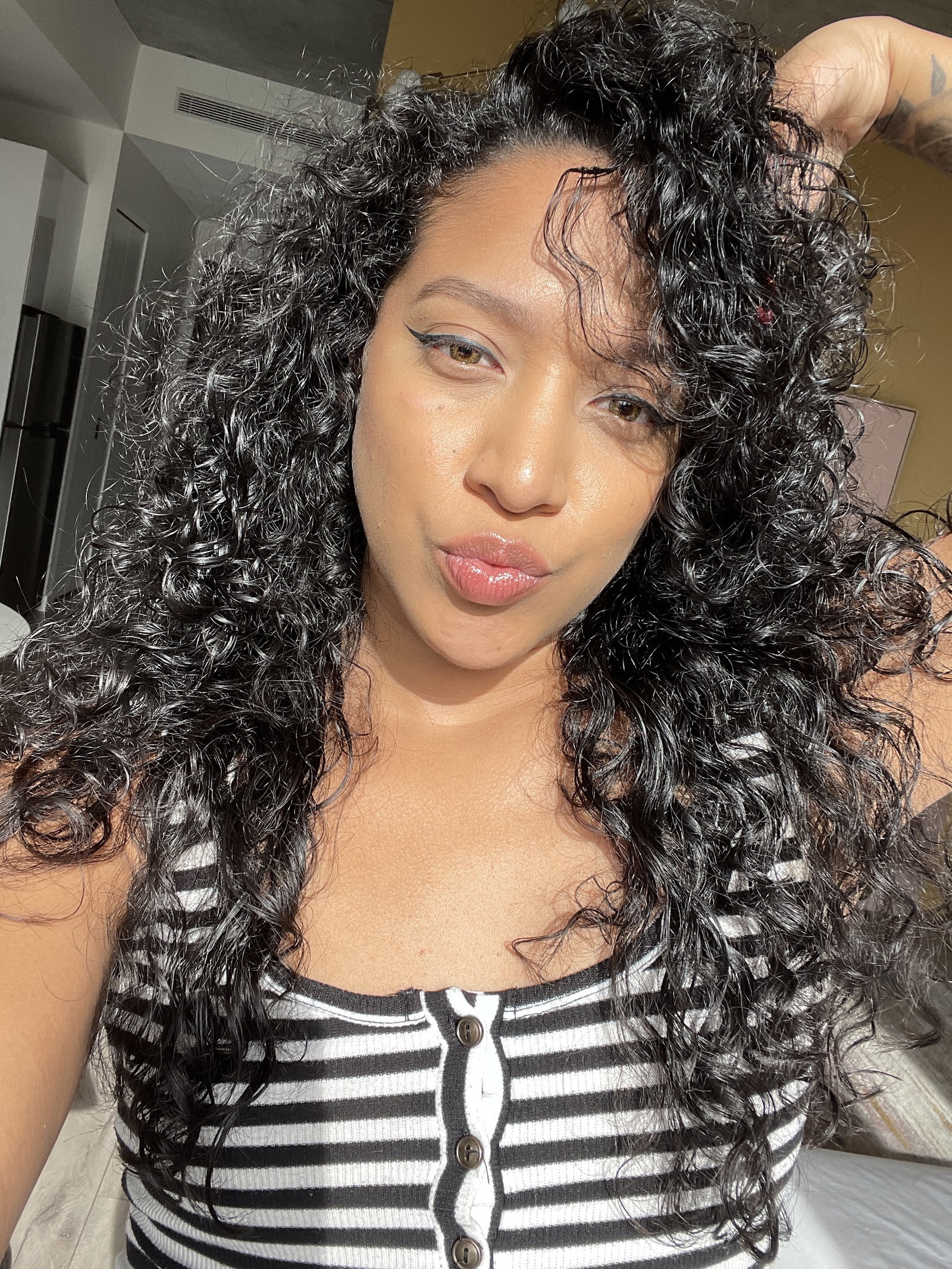 Roxanne Sky - Onlyfans Creator