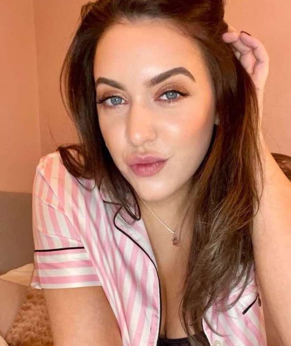 SashaBlissx - OnlyFans creator with 0 reviews (0.0/5 stars)