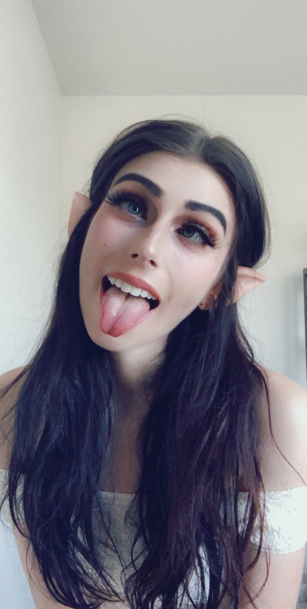 Savana Ray - OnlyFans creator with 0 reviews (0.0/5 stars)