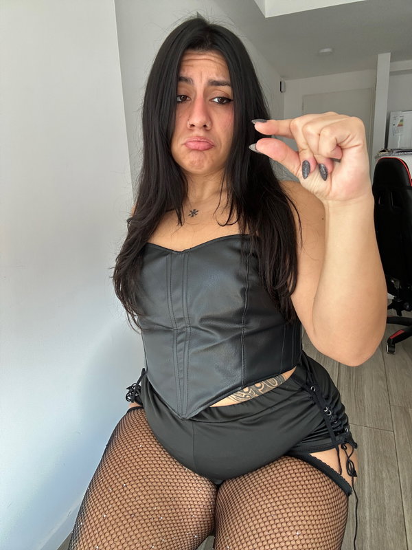 Goddess Sabrina - OnlyFans creator with 0 reviews (0.0/5 stars)