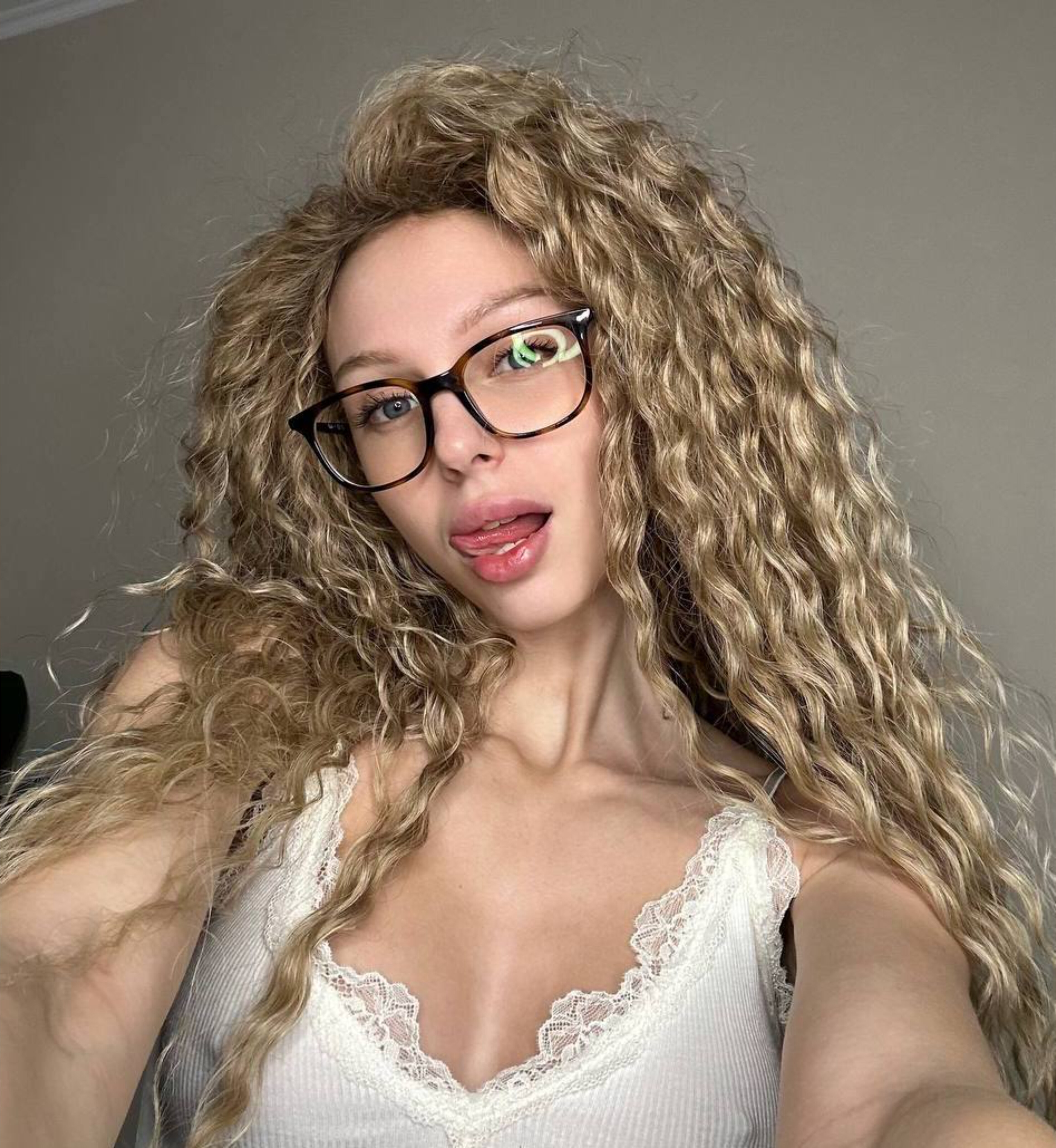 Sofia 💖 𝕪𝕠𝕦𝕣 𝕓𝕒𝕓𝕪 𝕘𝕚𝕣𝕝 💋