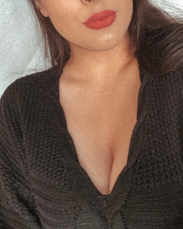 Sol Babe - OnlyFans creator with 0 reviews (0.0/5 stars)