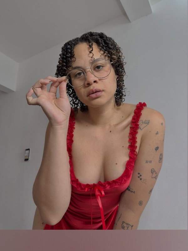 Stefy Latina - OnlyFans creator with 0 reviews (0.0/5 stars)