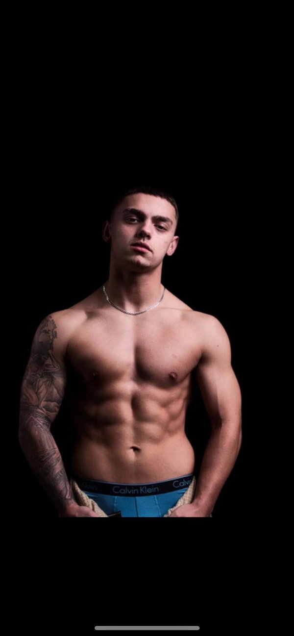 Blaze - OnlyFans creator with 0 reviews (0.0/5 stars)