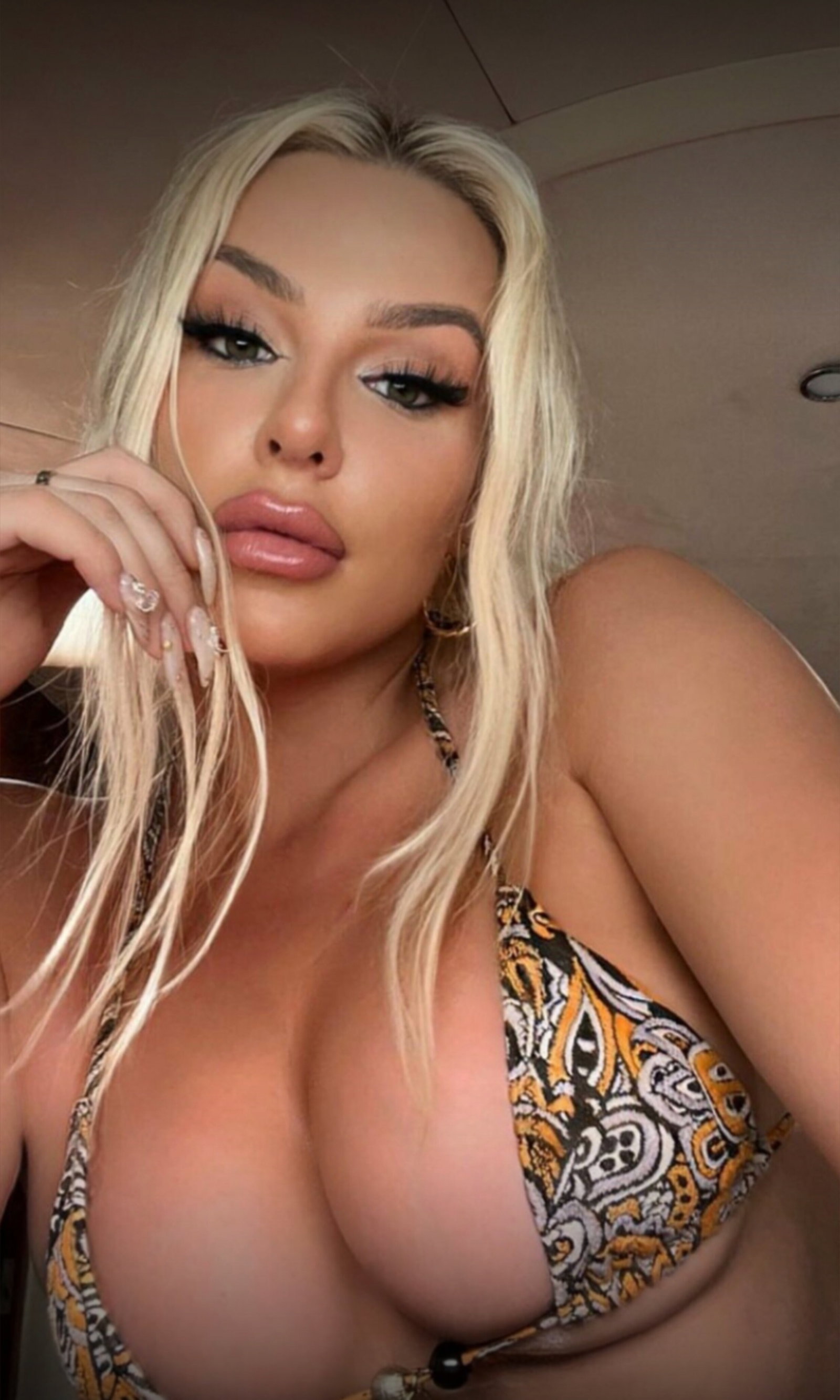 ❤️‍🔥 tana mongeau - Onlyfans créateur
