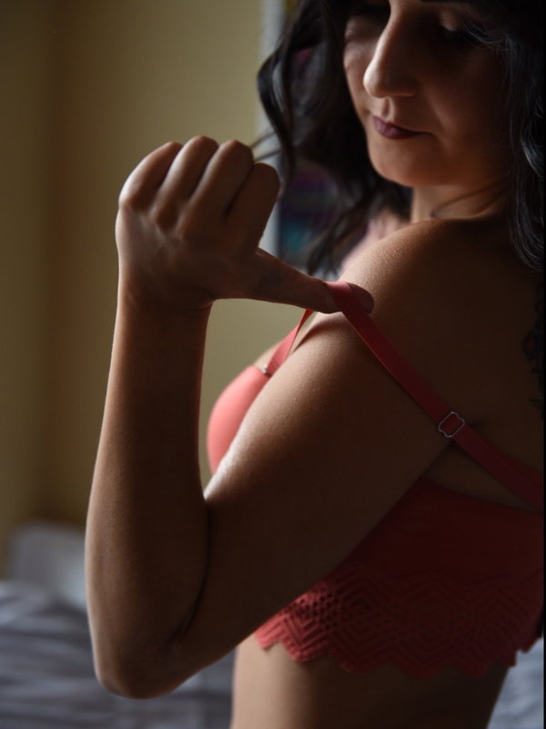 Lydia - OnlyFans creator with 0 reviews (0.0/5 stars)