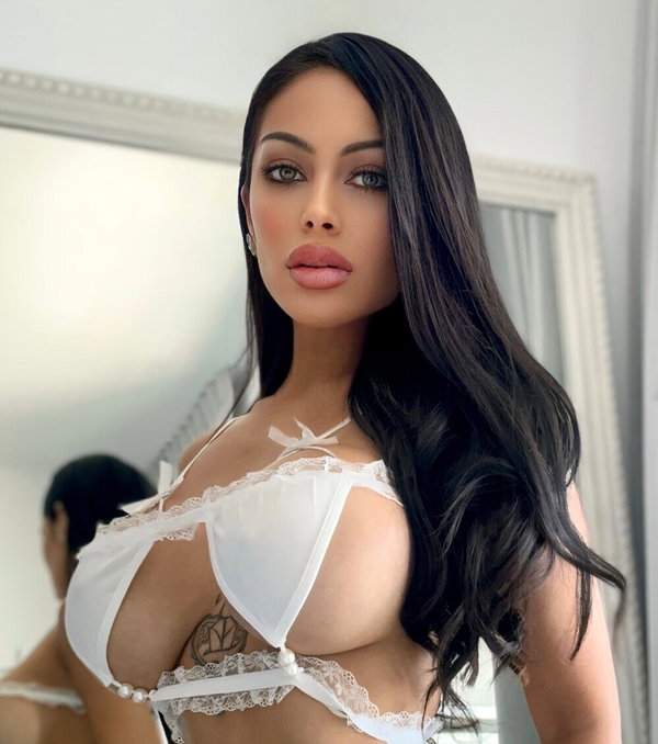 Selena 💗 - créateur OnlyFans avec 0 avis (0.0/5 étoiles)