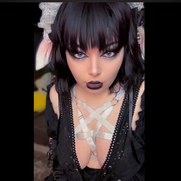 Lexxi Blakk - créateur OnlyFans avec 0 avis (0.0/5 étoiles)