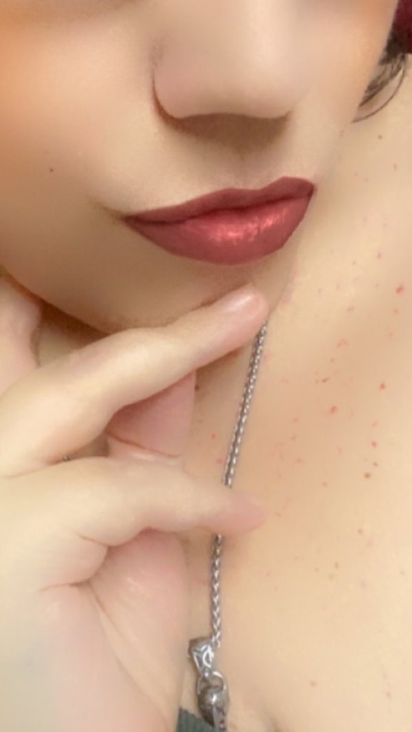 Scarlet - OnlyFans creator with 0 reviews (0.0/5 stars)