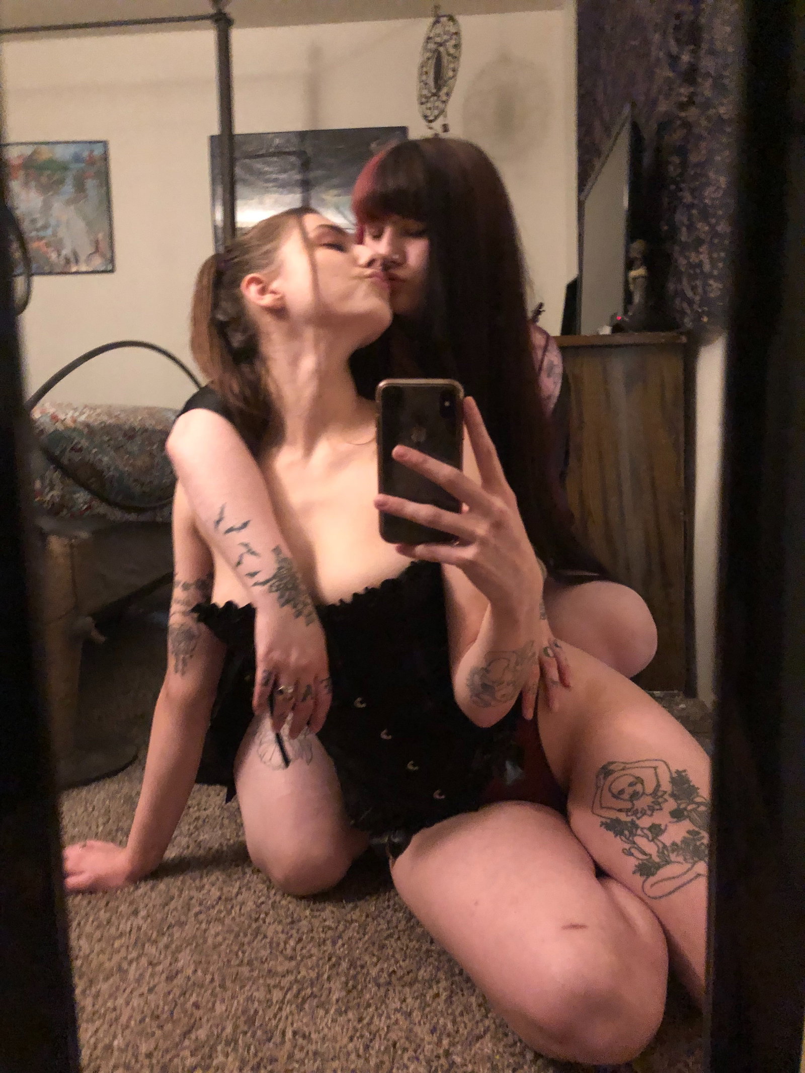 ･𝒢𝑜𝒹𝒹𝑒𝓈𝓈𝑒𝓈 𝒱+𝒯･ - Onlyfans créateur