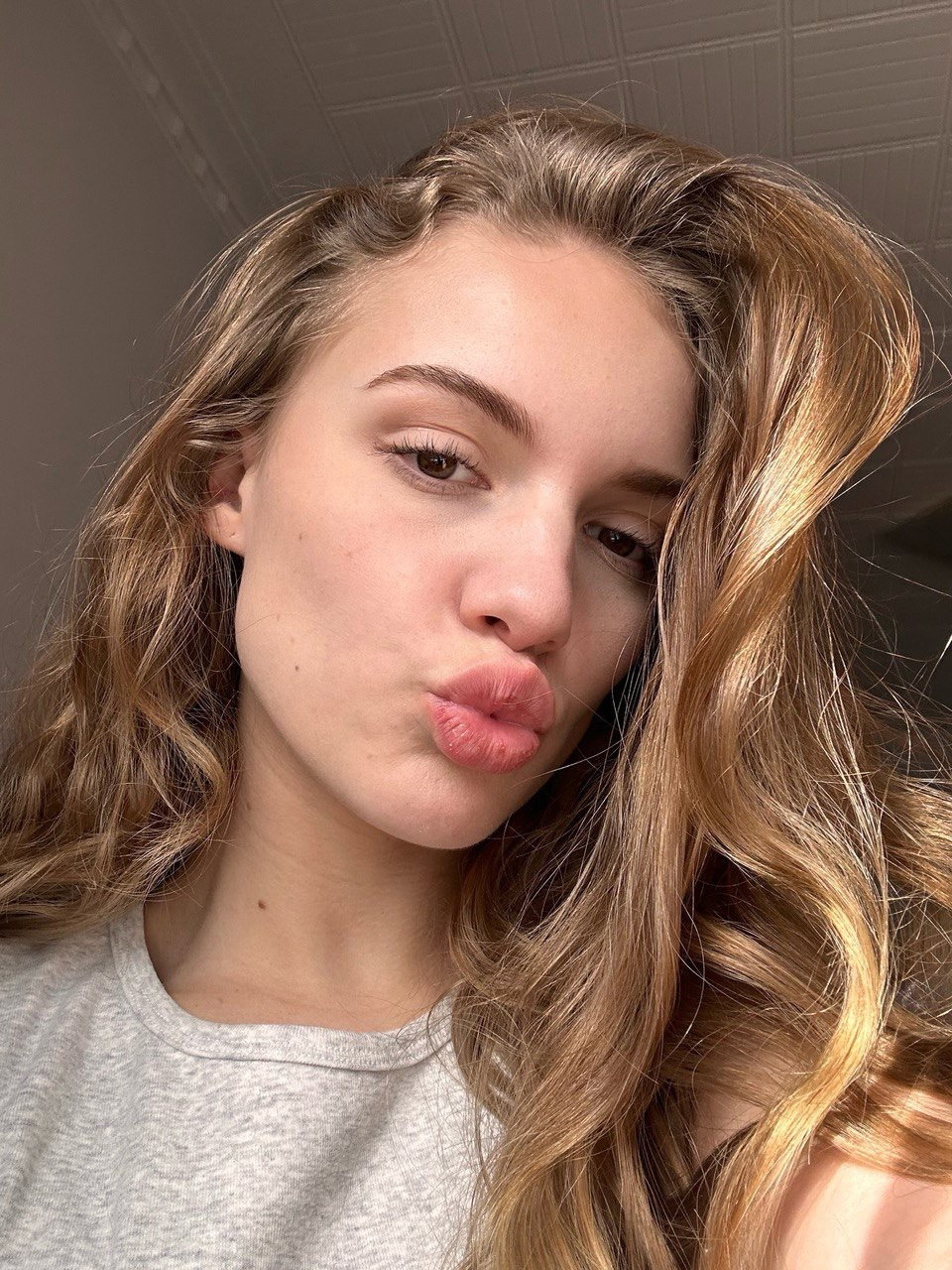 Maidelyn - Onlyfans Creator