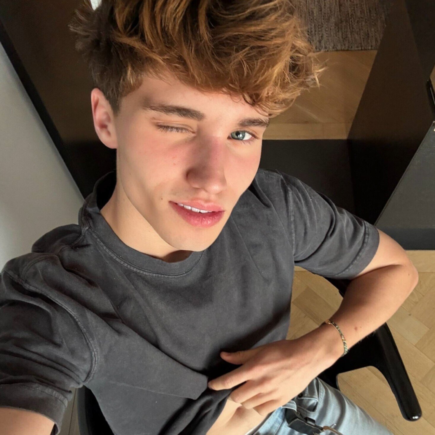 valentin 🔥 (0,1%) - Onlyfans créateur