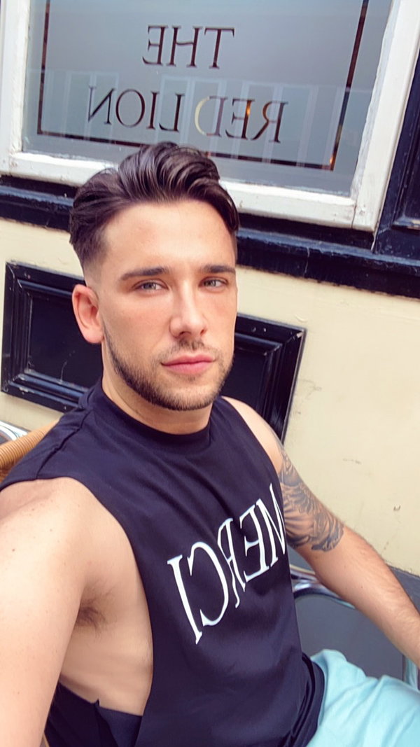 Vandango - OnlyFans creator with 0 reviews (0.0/5 stars)