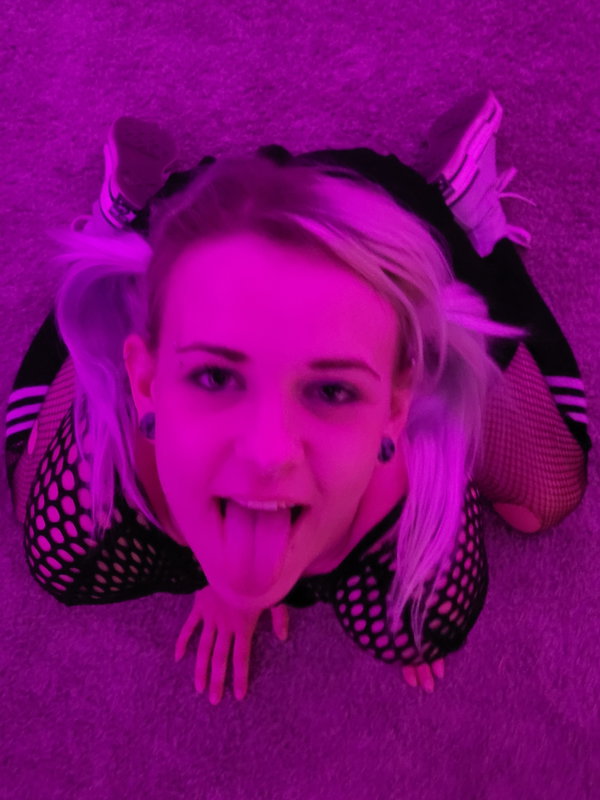 Angel Eris 😇😈 - OnlyFans creator with 0 reviews (0.0/5 stars)