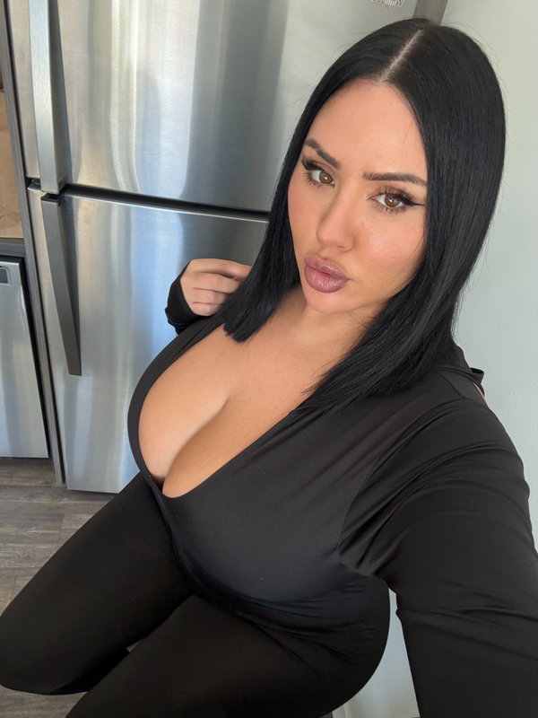SiNGLE STEPMOM DREA ALEXA - OnlyFans creator with 0 reviews (0.0/5 stars)
