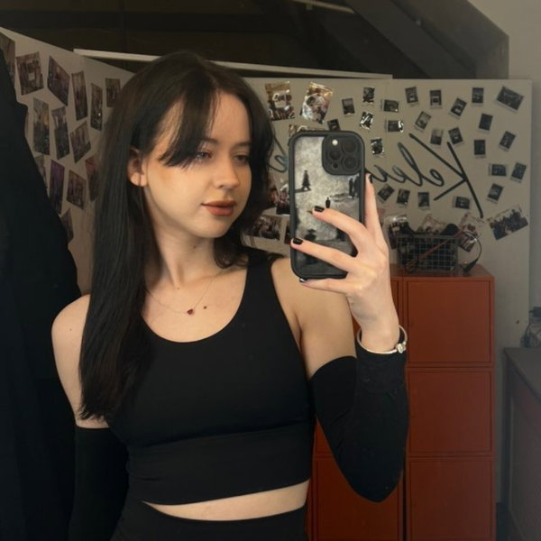Bella - créateur OnlyFans avec 0 avis (0.0/5 étoiles)