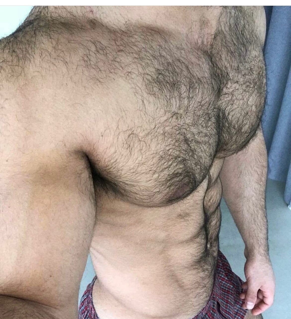 Tall Hunk Free - Onlyfans Creator