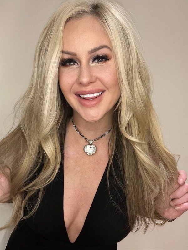 Arna 🤍 - OnlyFans creator with 0 reviews (0.0/5 stars)