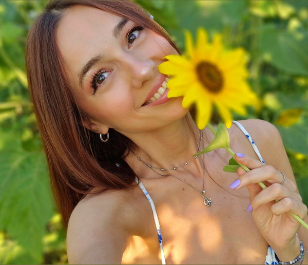 Daisy - OnlyFans creator with 0 reviews (0.0/5 stars)