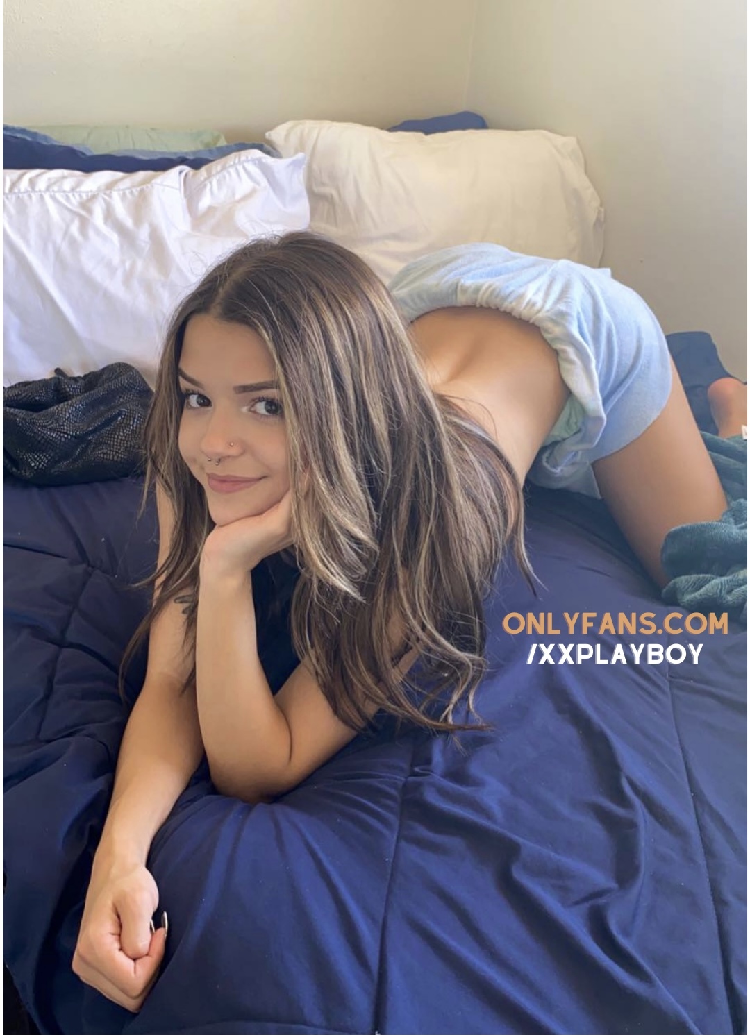 Blaire 🌹 - brunette OnlyFans creator with 0 reviews (0.0/5 stars)