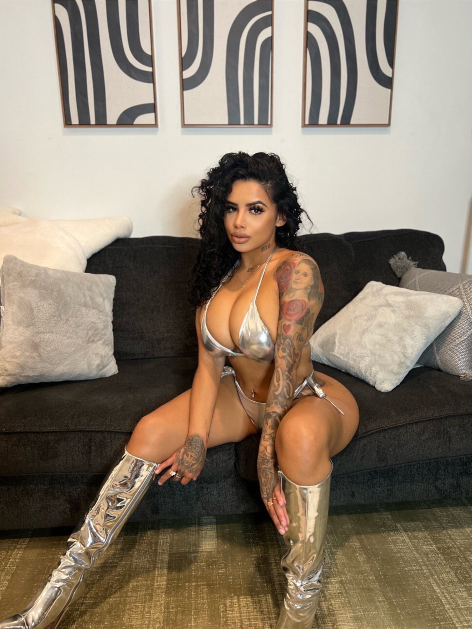 Yasmin Estrada - Onlyfans Creator