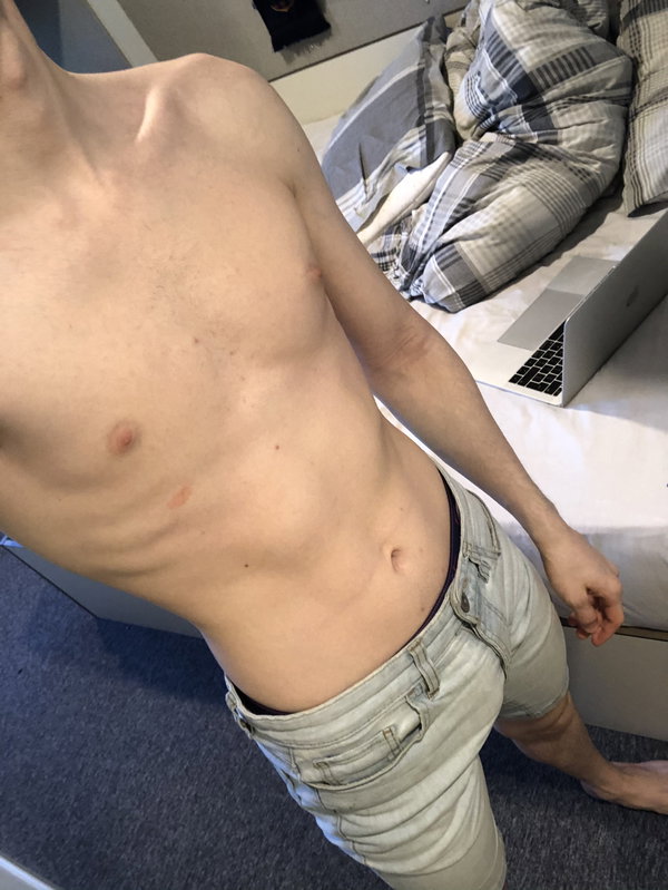 James - créateur OnlyFans avec 0 avis (0.0/5 étoiles)
