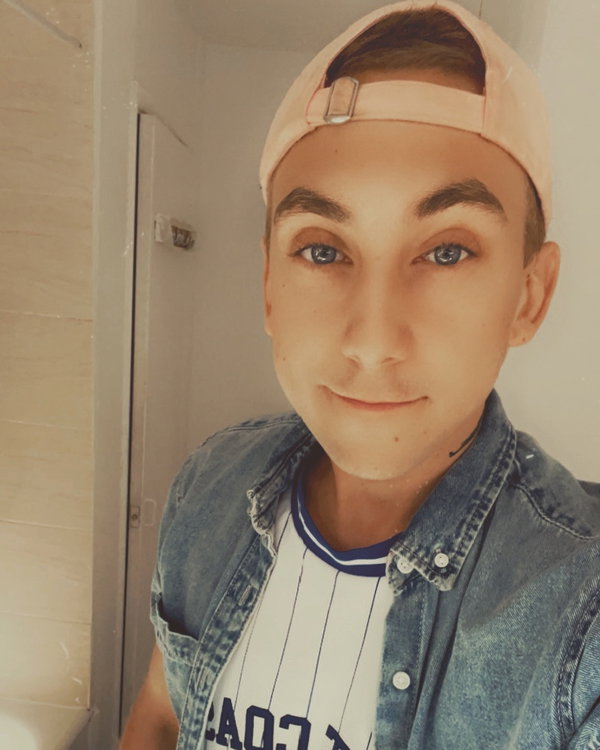 Polish toy 🧸 - OnlyFans creator with 0 reviews (0.0/5 stars)