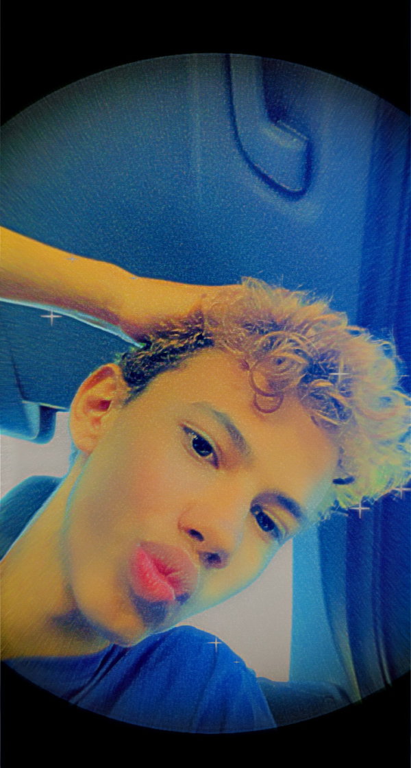 Xavier Aviles - OnlyFans creator with 0 reviews (0.0/5 stars)