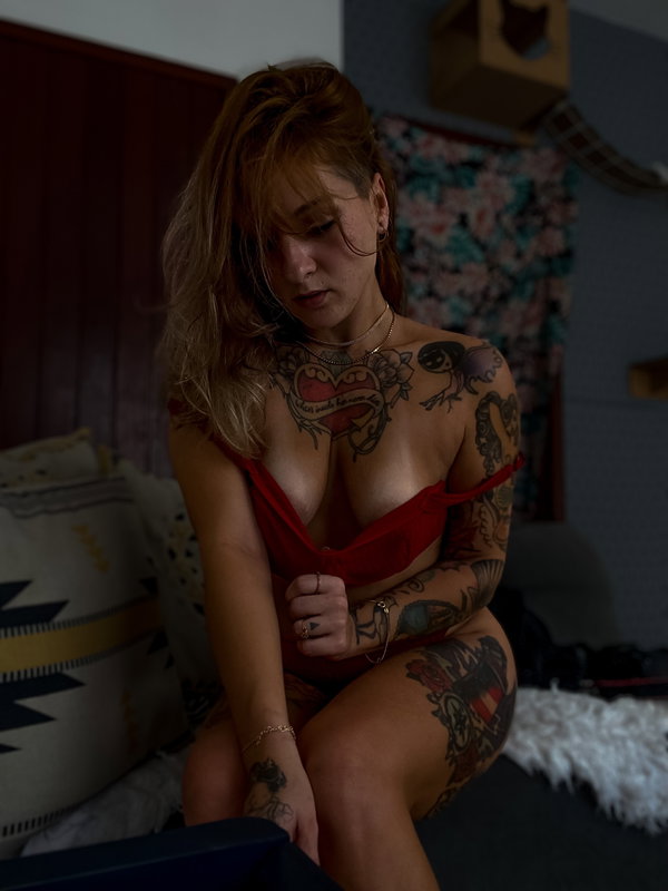 Emeralda - OnlyFans creator with 0 reviews (0.0/5 stars)