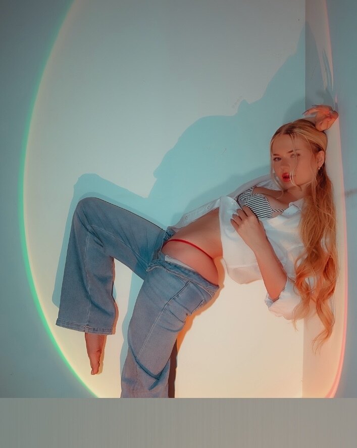 LuLu Romanova - Onlyfans créateur