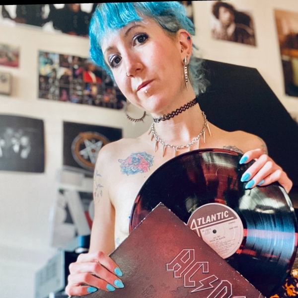 AmberRocksLive - OnlyFans creator with 0 reviews (0.0/5 stars)