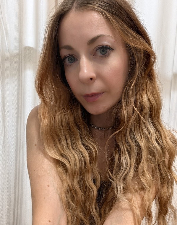 Luna Riva - OnlyFans creator with 0 reviews (0.0/5 stars)