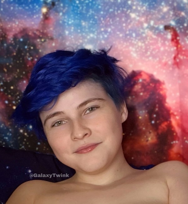 🌌 Twinkie 🌌 - OnlyFans creator with 0 reviews (0.0/5 stars)